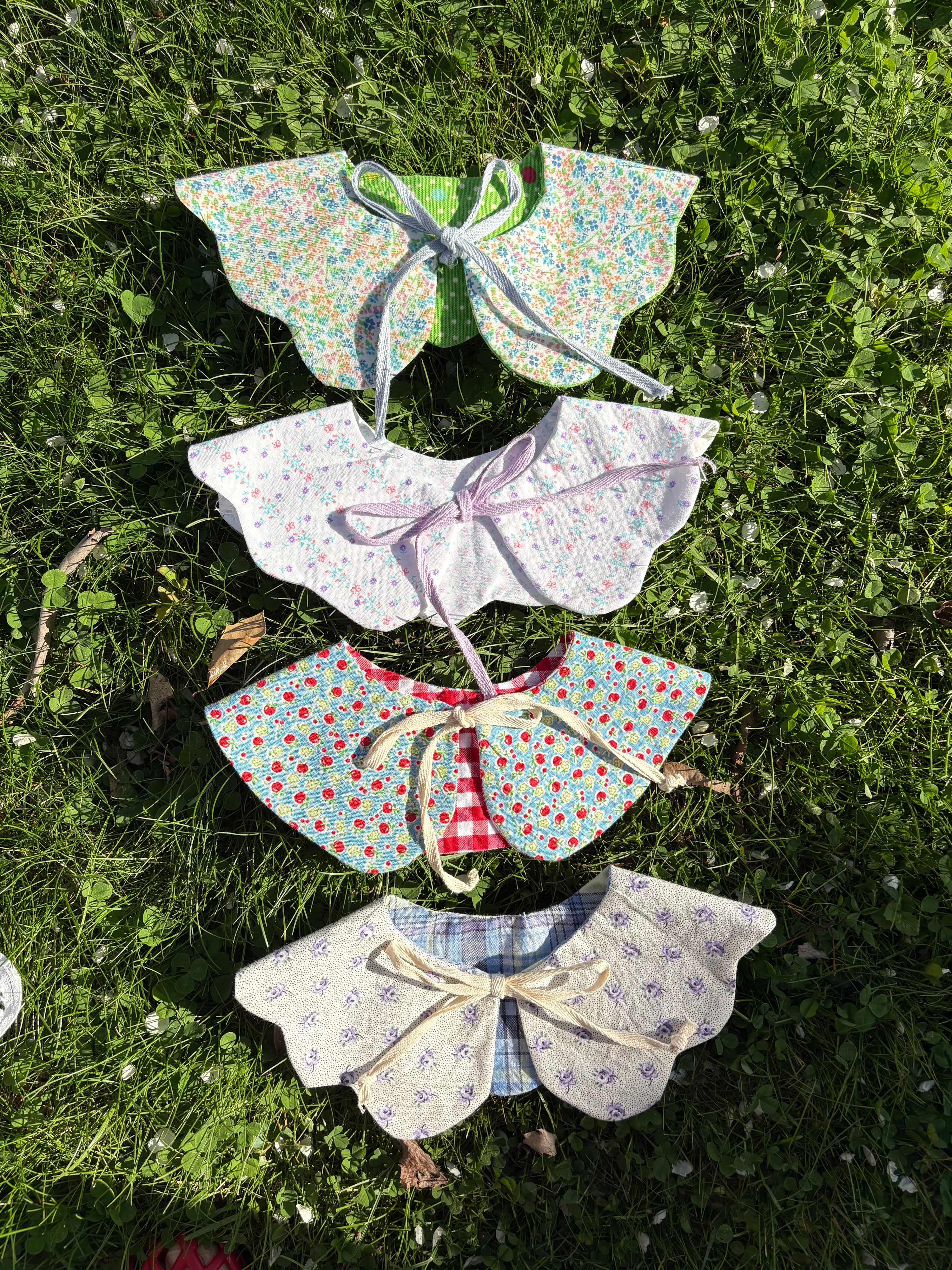 Petal pop collars
