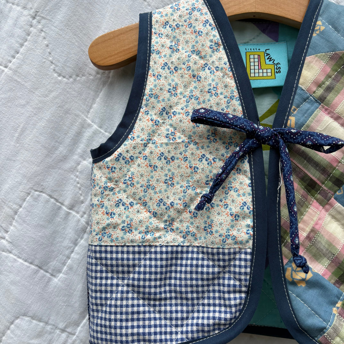 Scrapbook vest - 1/2