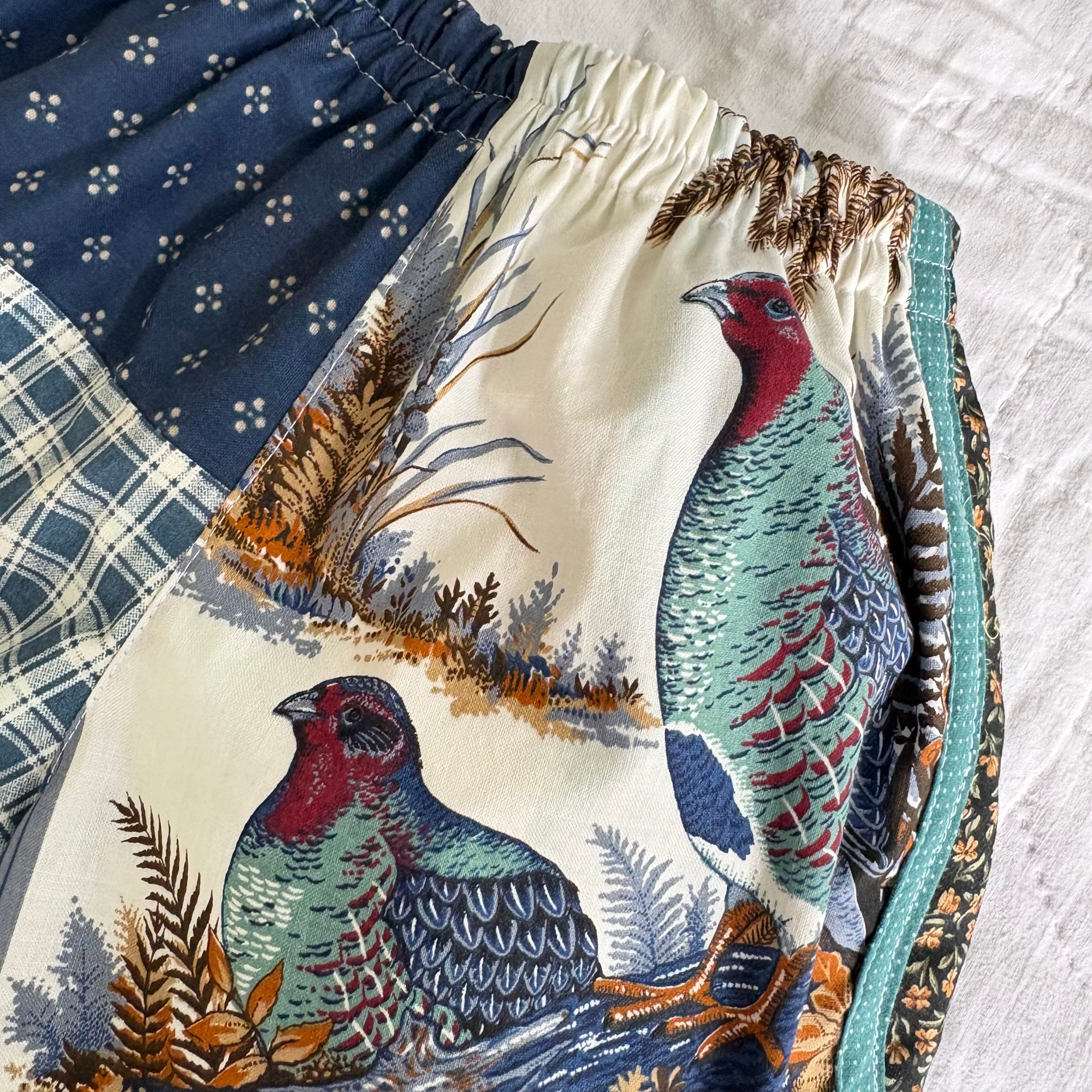 Wildlife track shorts - 5Y