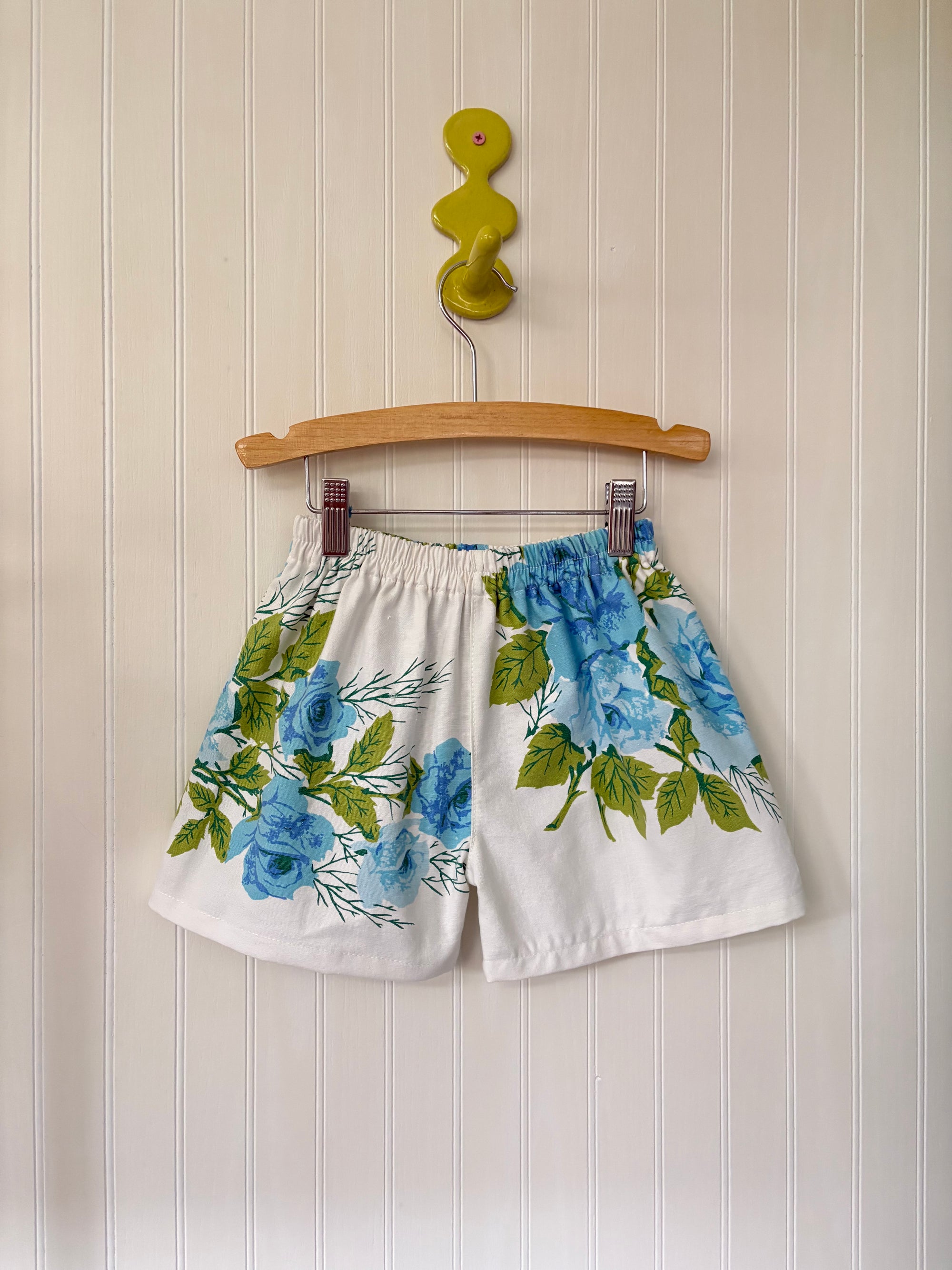 Floral shorts - 5Y
