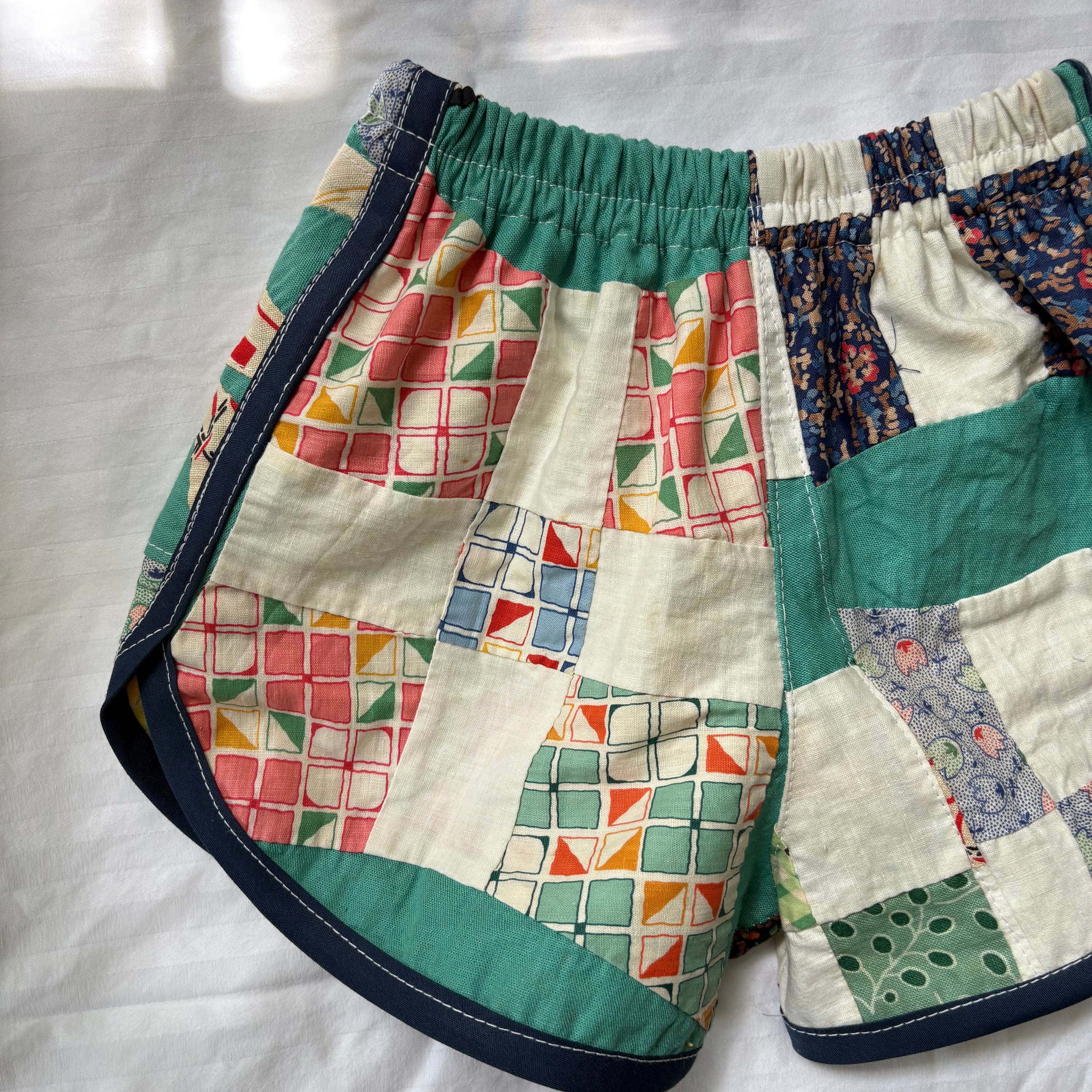 Quilt top track shorts - 3T