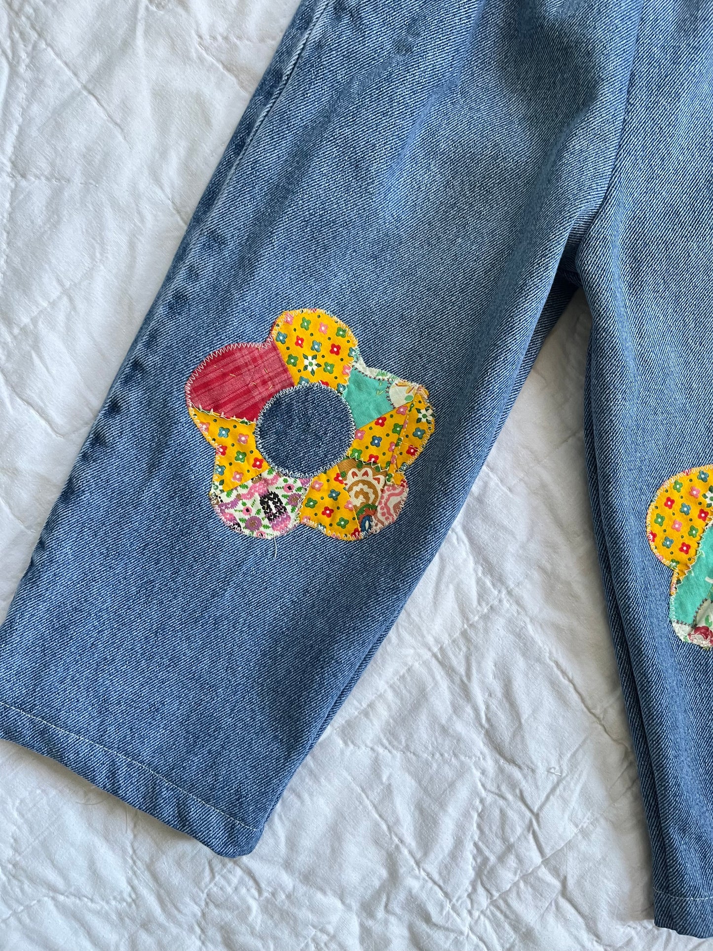 Daisy patch jeans - 4t