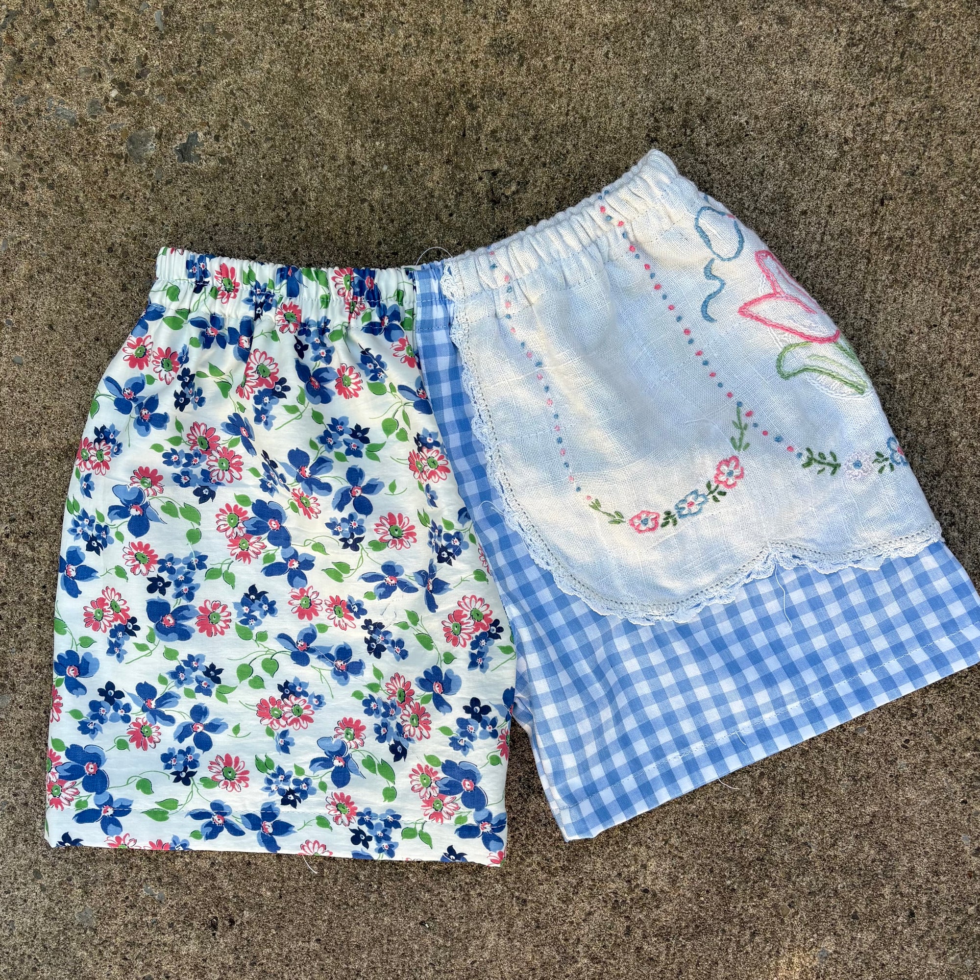 Floral embroidery shorts - 6Y