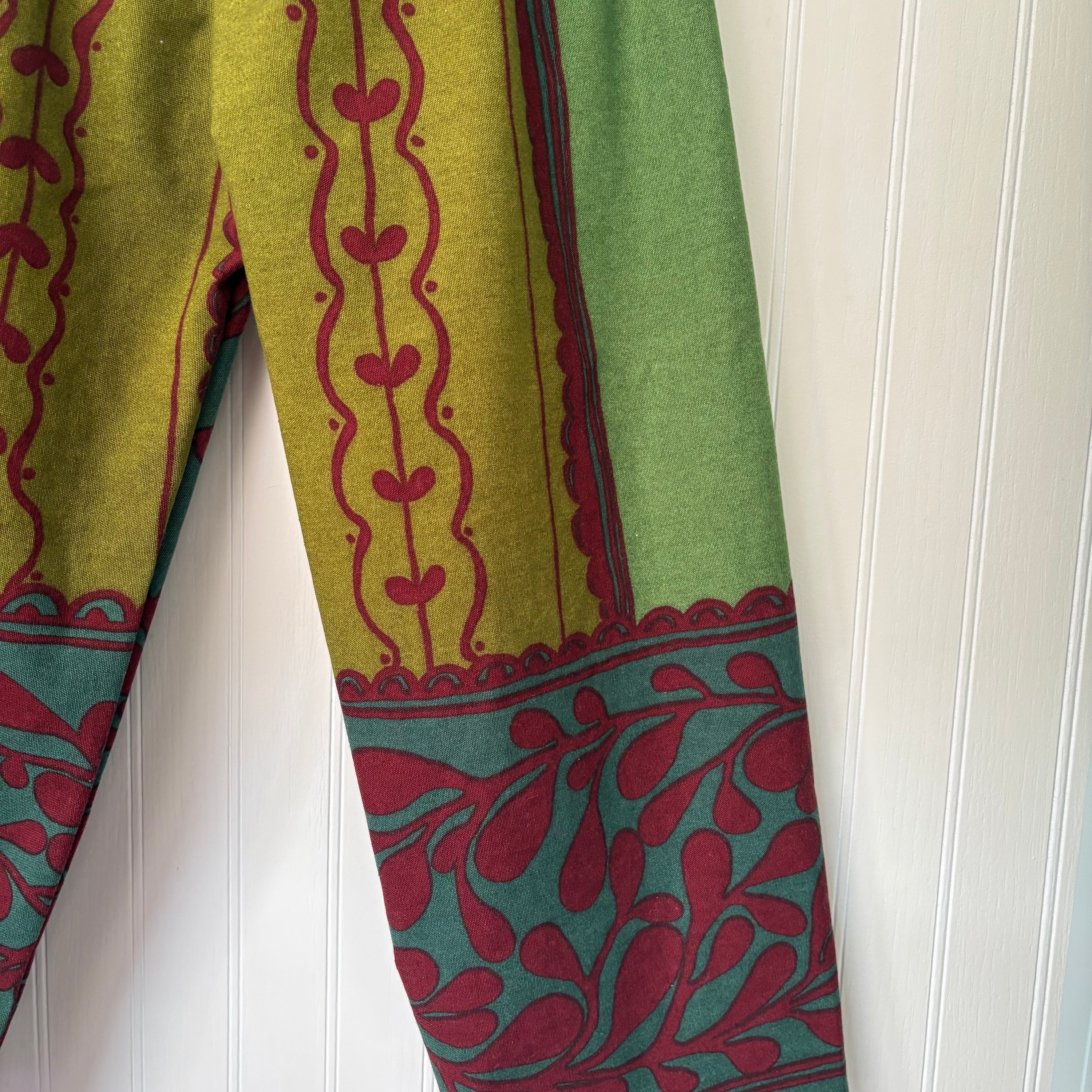 Green vine pants - 6Y