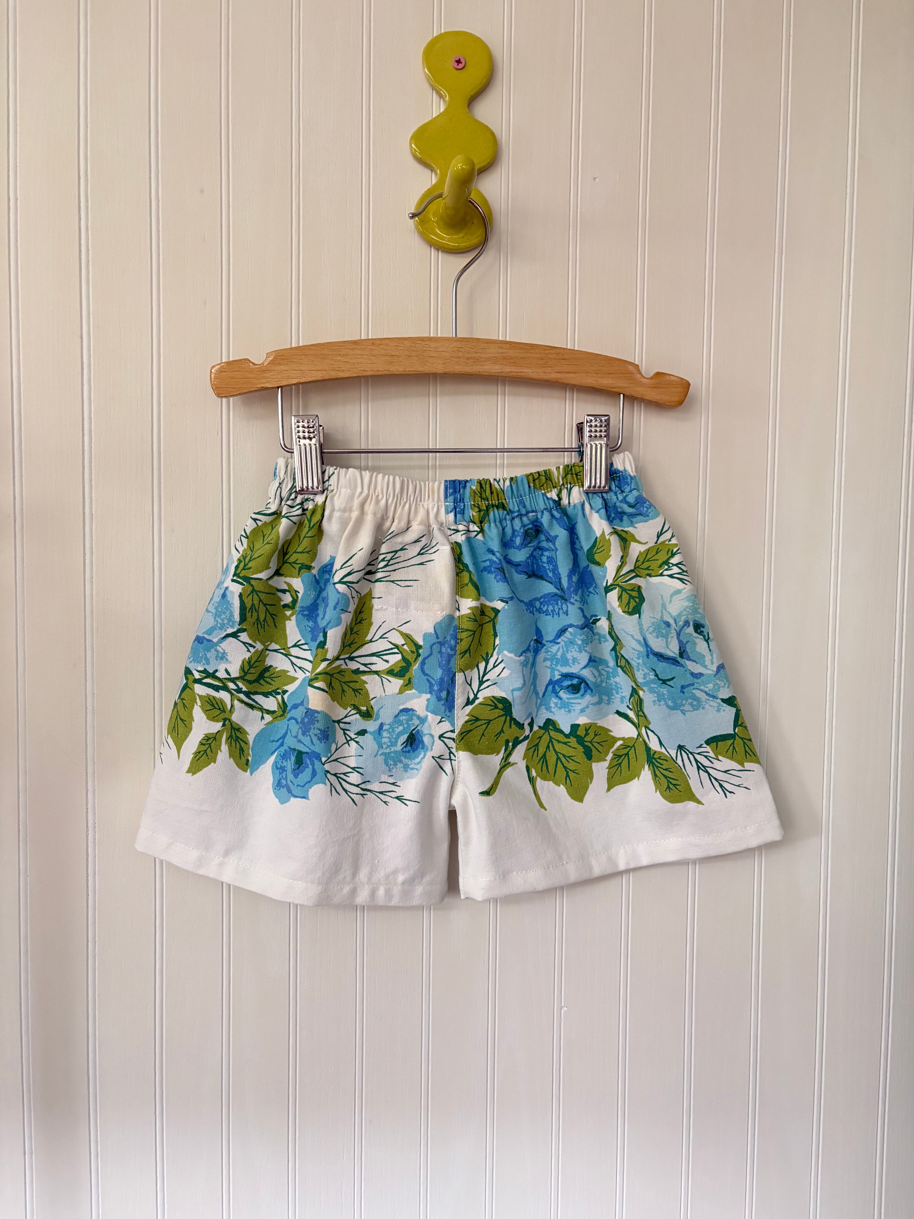 Floral shorts - 5Y