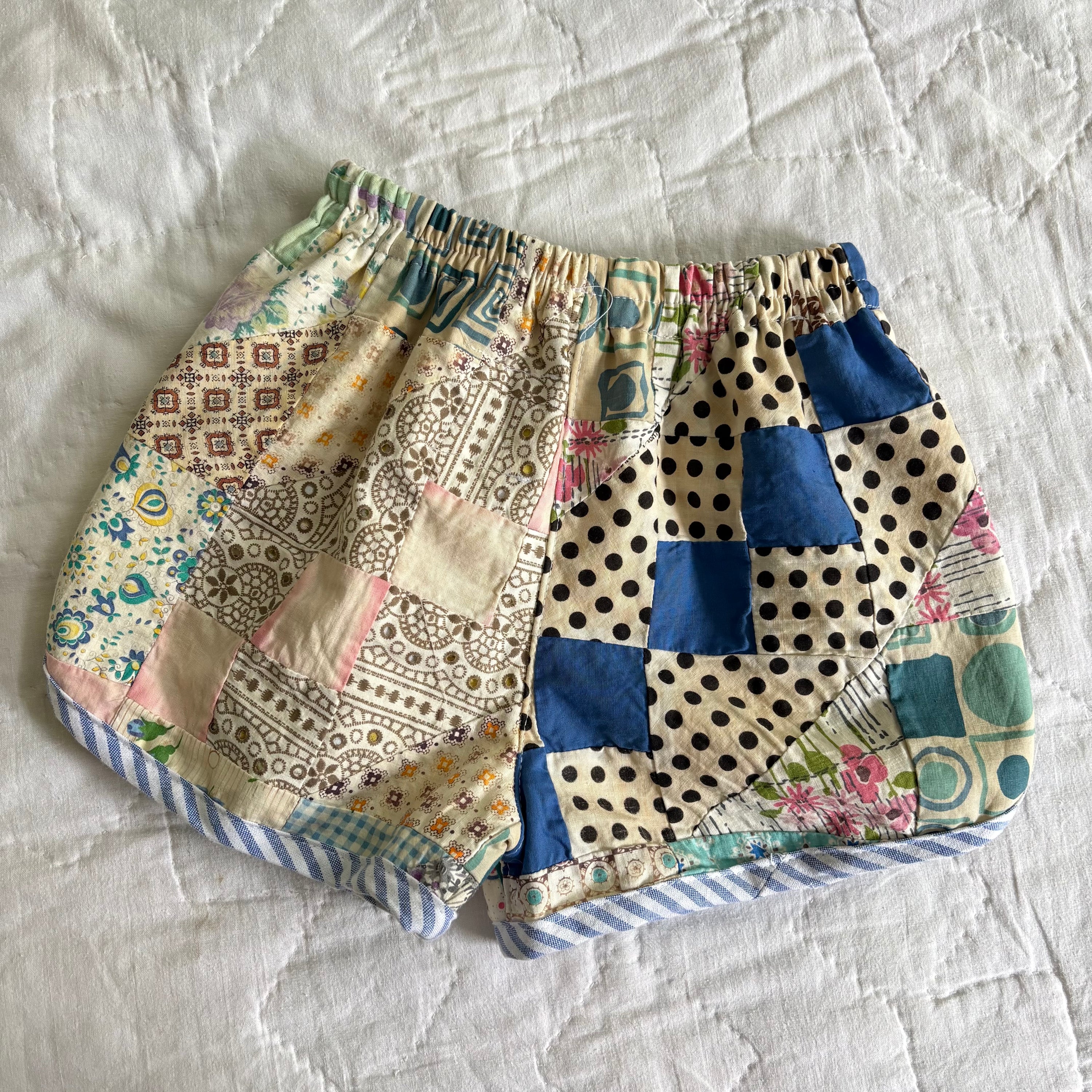 Quilt top track shorts - 4Y