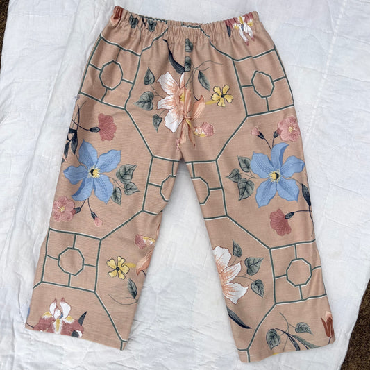 Secret garden pants - 4Y